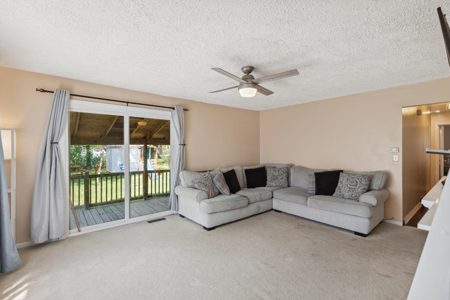 2452 Struble Road Cincinnati, OH 45231 - Photo 7 of 31 Gallery Image 7