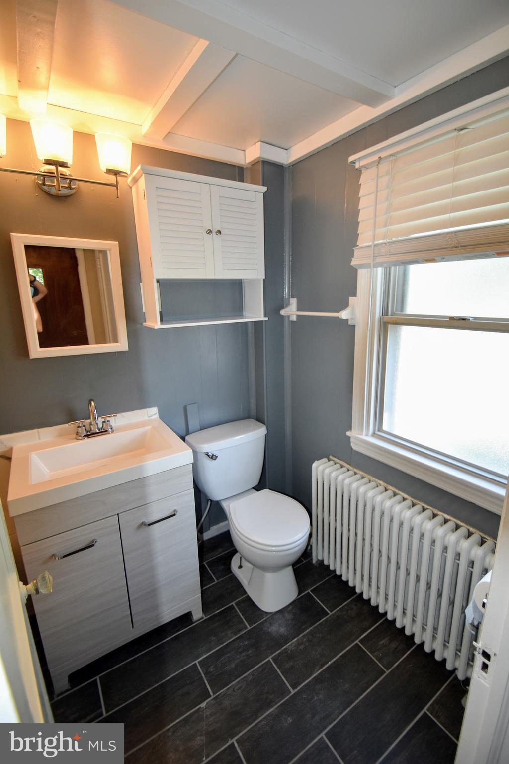 19 Dallas Road Willow Grove, PA 19090 - Photo 39 of 52 (B) bathroom