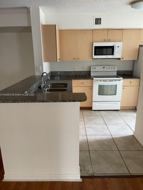 2494 Centergate Drive, Unit 102 Miramar, FL 33025 - Photo 6 of 9