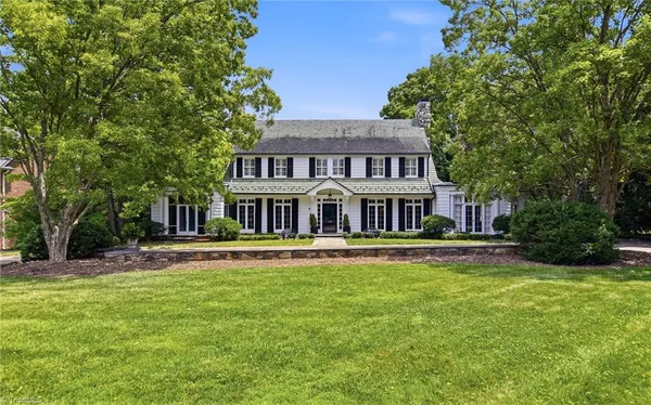 $2,100,000 | 2810 Club Park Road, Winston-Salem, NC 27104