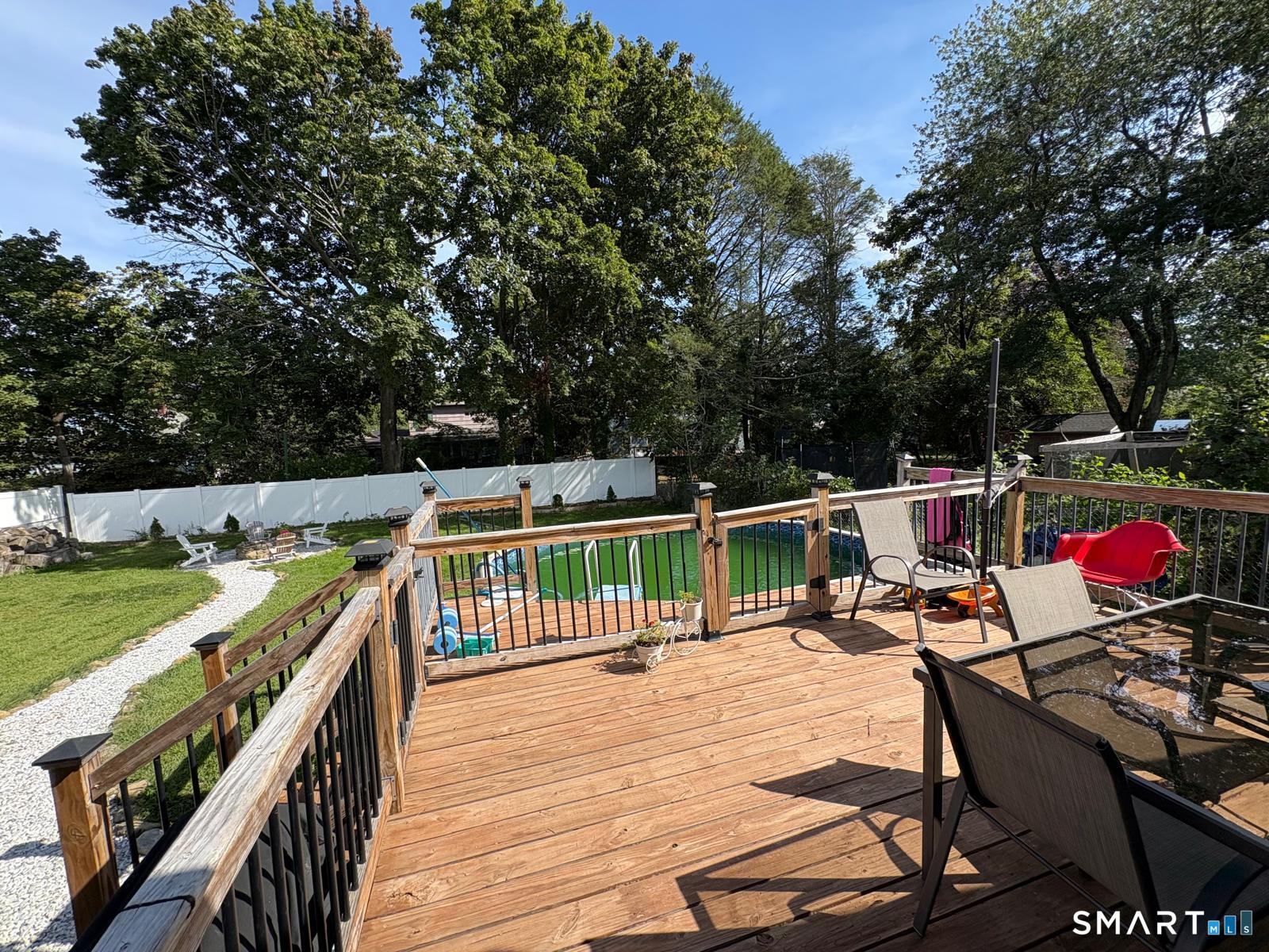 350 Roger Williams Road Bridgeport, CT 06610 - Photo 20 of 21 Gallery Image 20