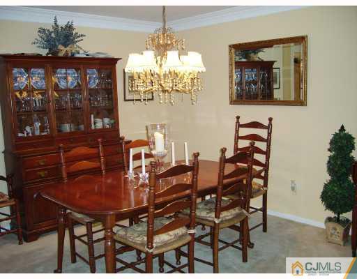 3407 Springbrook Drive Edison, NJ 08820 - Photo 5 of 7 Gallery Image 5