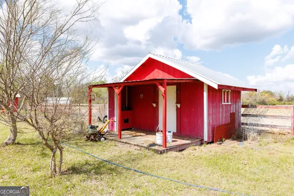 a front view of house with yard