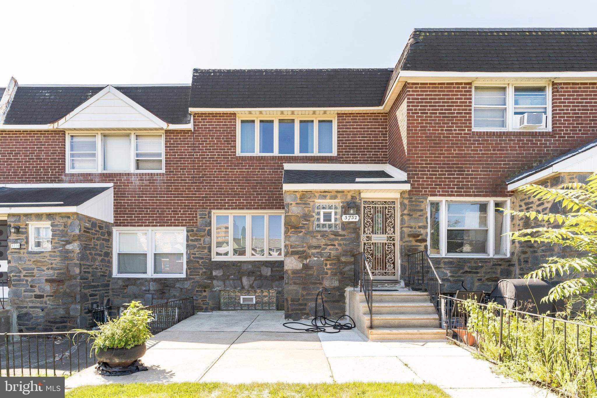 3732 West Country Club Road Philadelphia, PA 19131 - Photo 1 of 15 Gallery Image 1