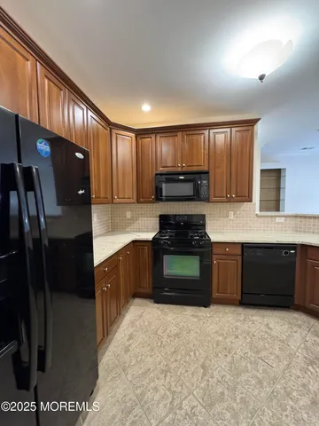 $2,750 | 40 Azalea Drive, Old Bridge, NJ 08857