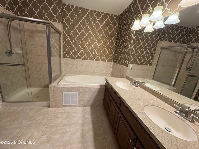 $2,750 | 40 Azalea Drive, Old Bridge, NJ 08857