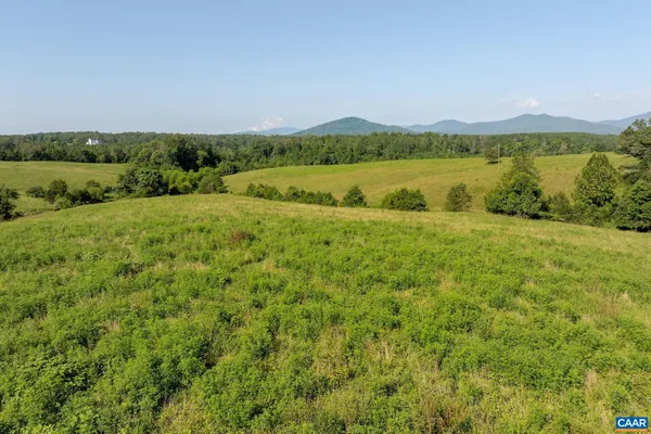 a view of an outdoor space and a yard