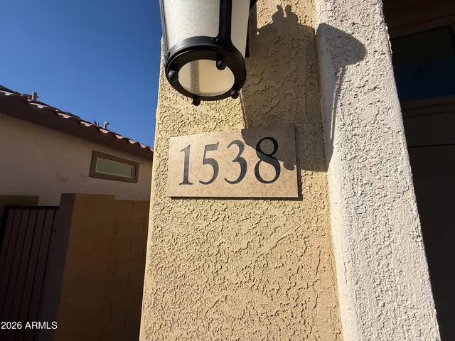 $2,595 | 1538 West Carmen Street, Phoenix, AZ 85041