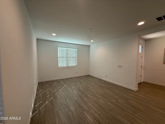 $2,595 | 1538 West Carmen Street, Phoenix, AZ 85041