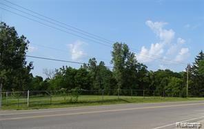 8021 East Coldwater Road Davison, MI 48423 - Photo 6 of 6