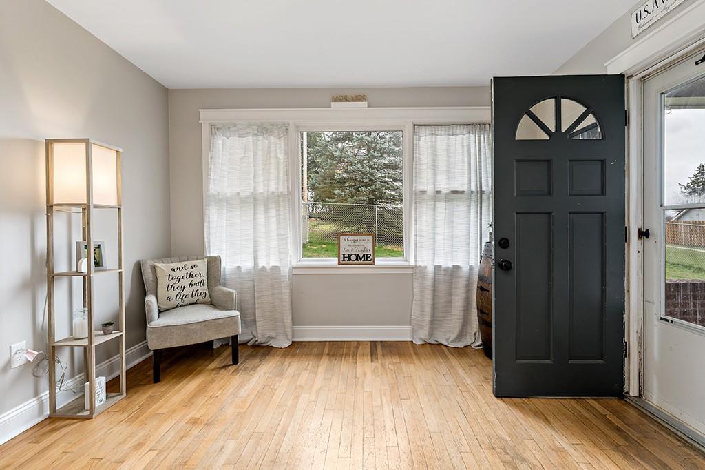 231 Scott Road Pittsburgh, PA 15239 - Photo 3 of 30 a living room with furniture and a window