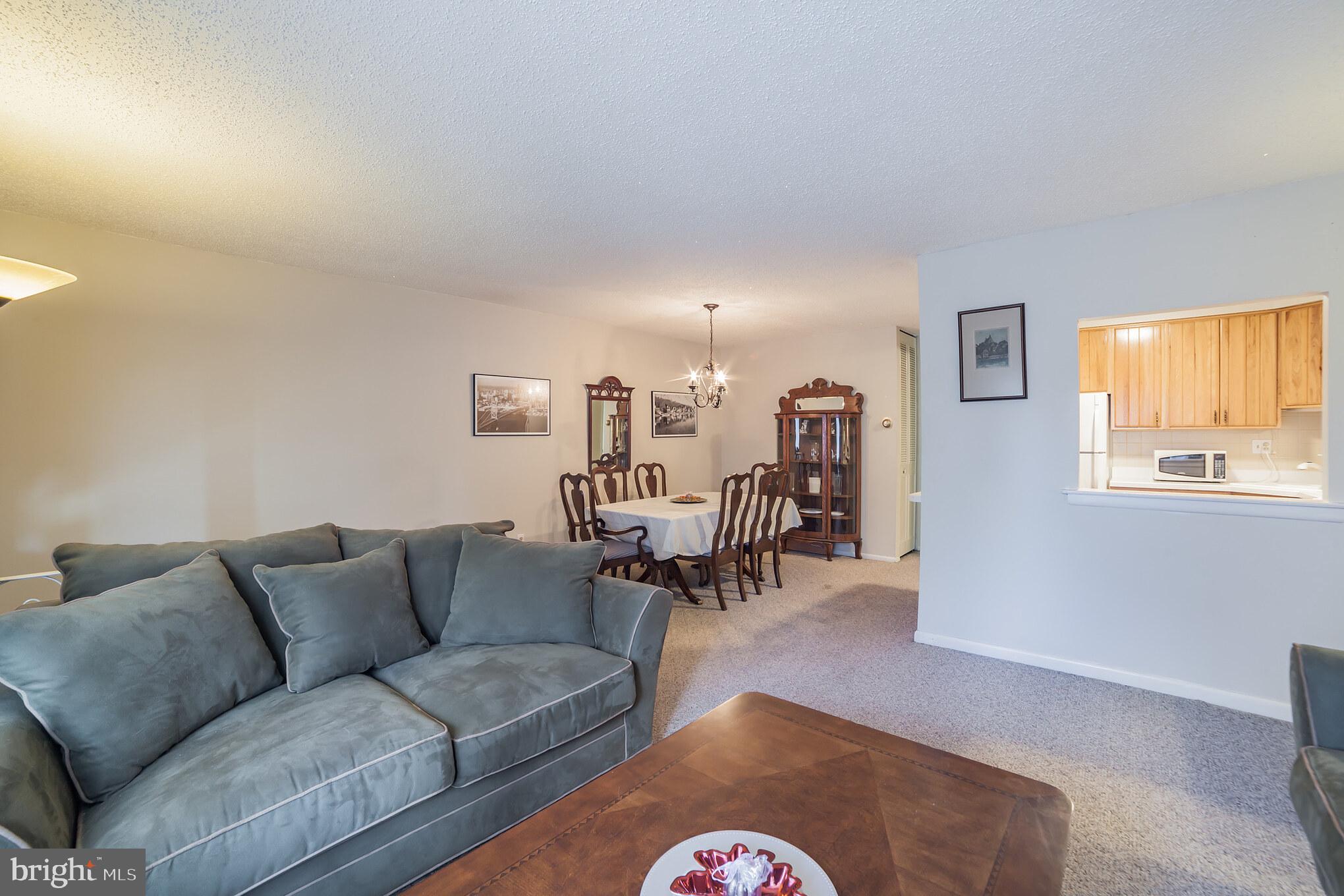 10825 Hawley Road Philadelphia, PA 19154 - Photo 3 of 29 Gallery Image 3
