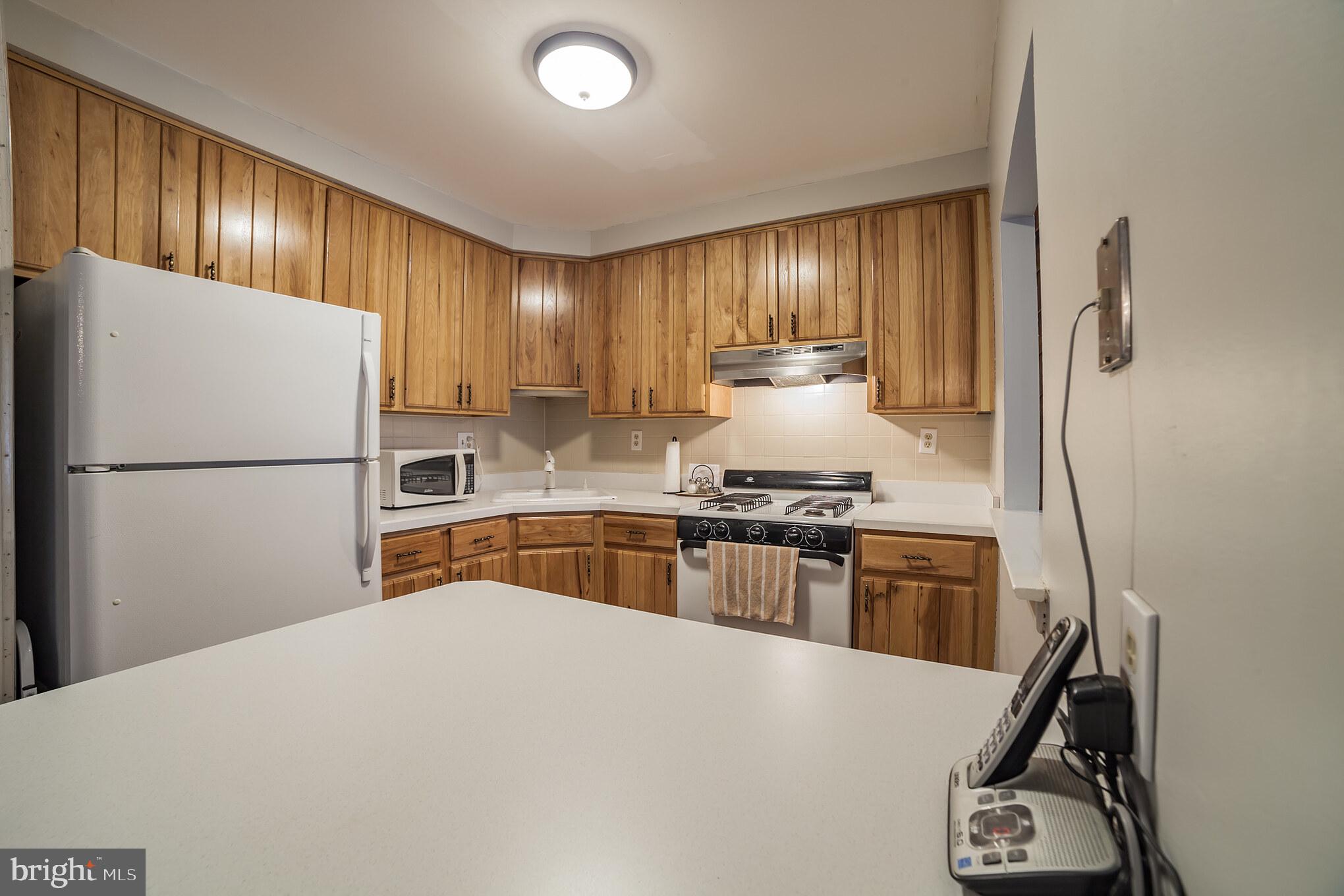 10825 Hawley Road Philadelphia, PA 19154 - Photo 6 of 29 Gallery Image 6