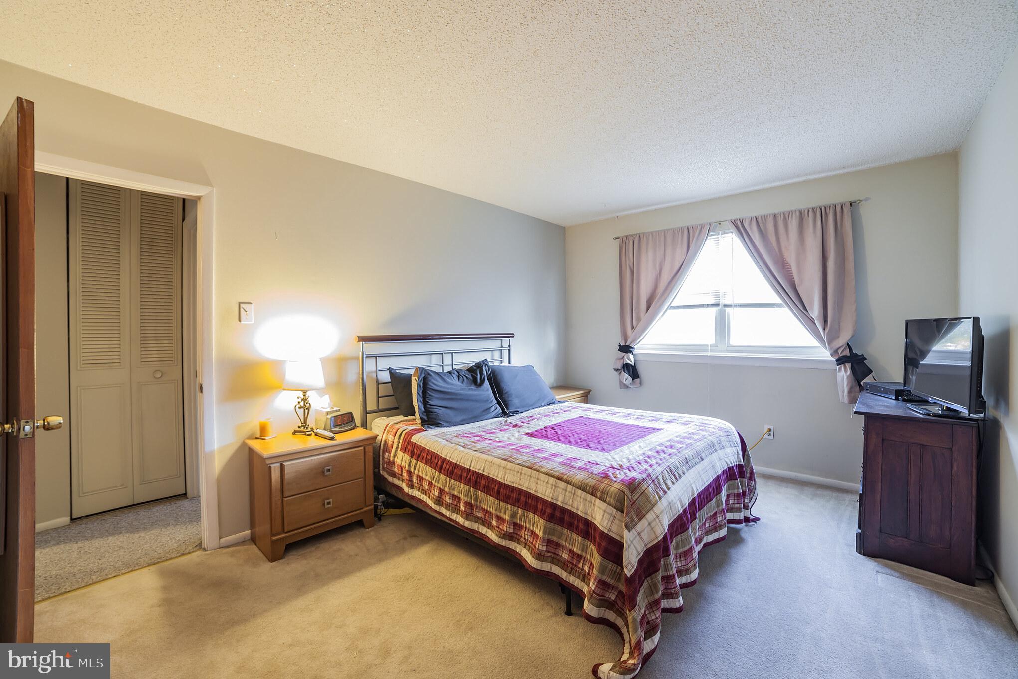 10825 Hawley Road Philadelphia, PA 19154 - Photo 8 of 29 Gallery Image 8