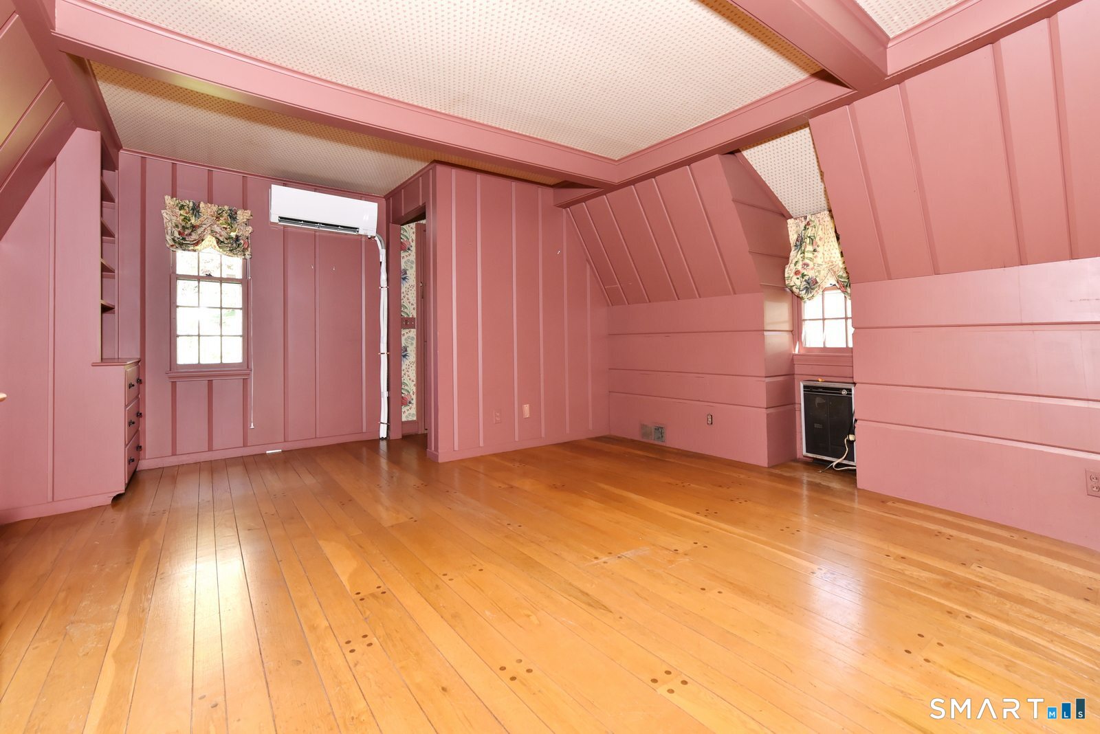 24 Coleman Road Glastonbury, CT 06033 - Photo 22 of 33