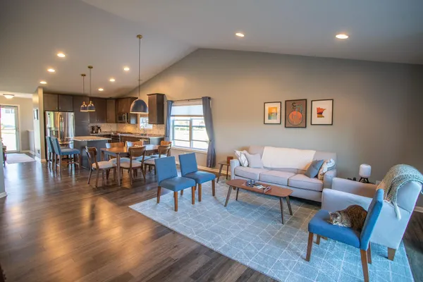 $480,000 | 655 Stonegate Circle, Waconia, MN 55387