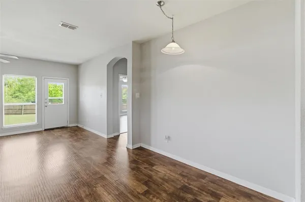 $2,400 | 2256 Old Leonard Street, Fort Worth, TX 76119