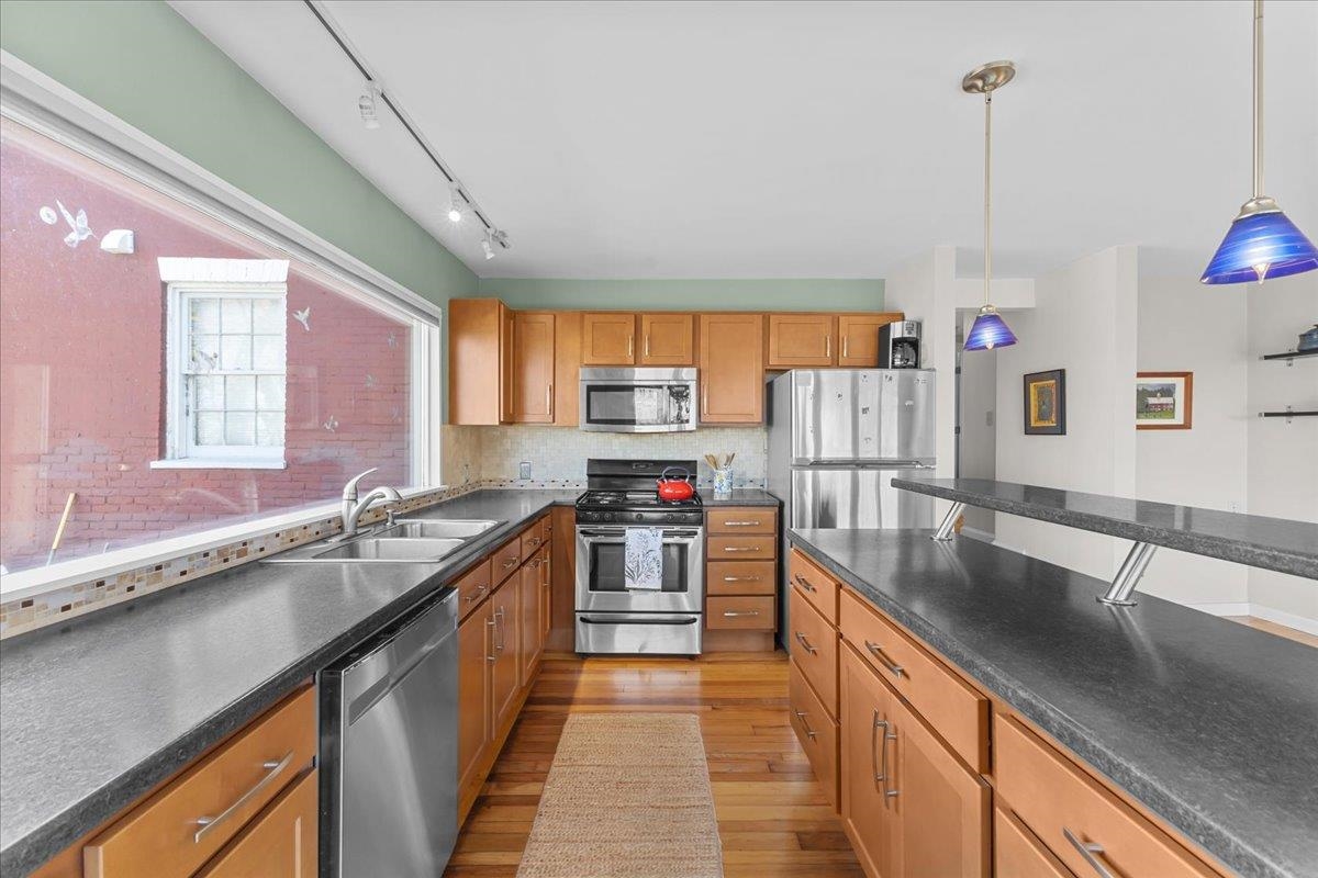 352 Colchester Avenue, Unit 1 Burlington, VT 05401 - Photo 26 of 45