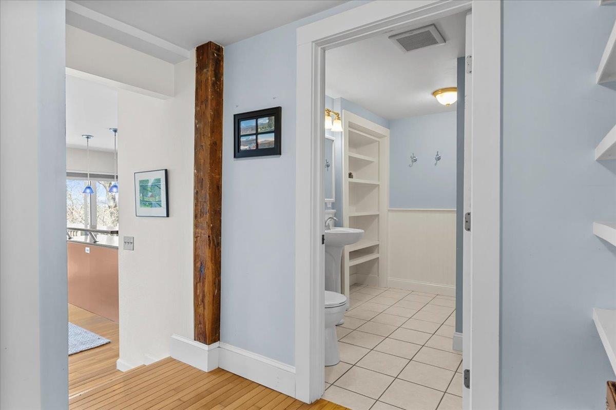 352 Colchester Avenue, Unit 1 Burlington, VT 05401 - Photo 37 of 45