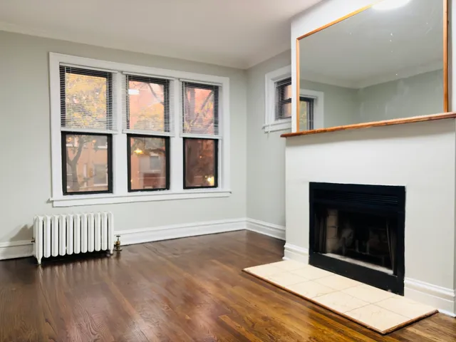 $2,495 | 635 West Roscoe Street, Unit N1, Chicago, IL 60657