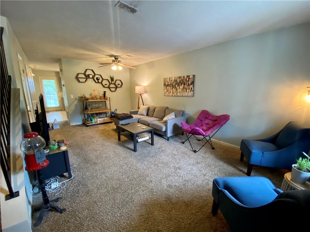 1761 Wire Road, Unit 1010 Auburn, AL 36832 - Photo 7 of 18 Gallery Image 7