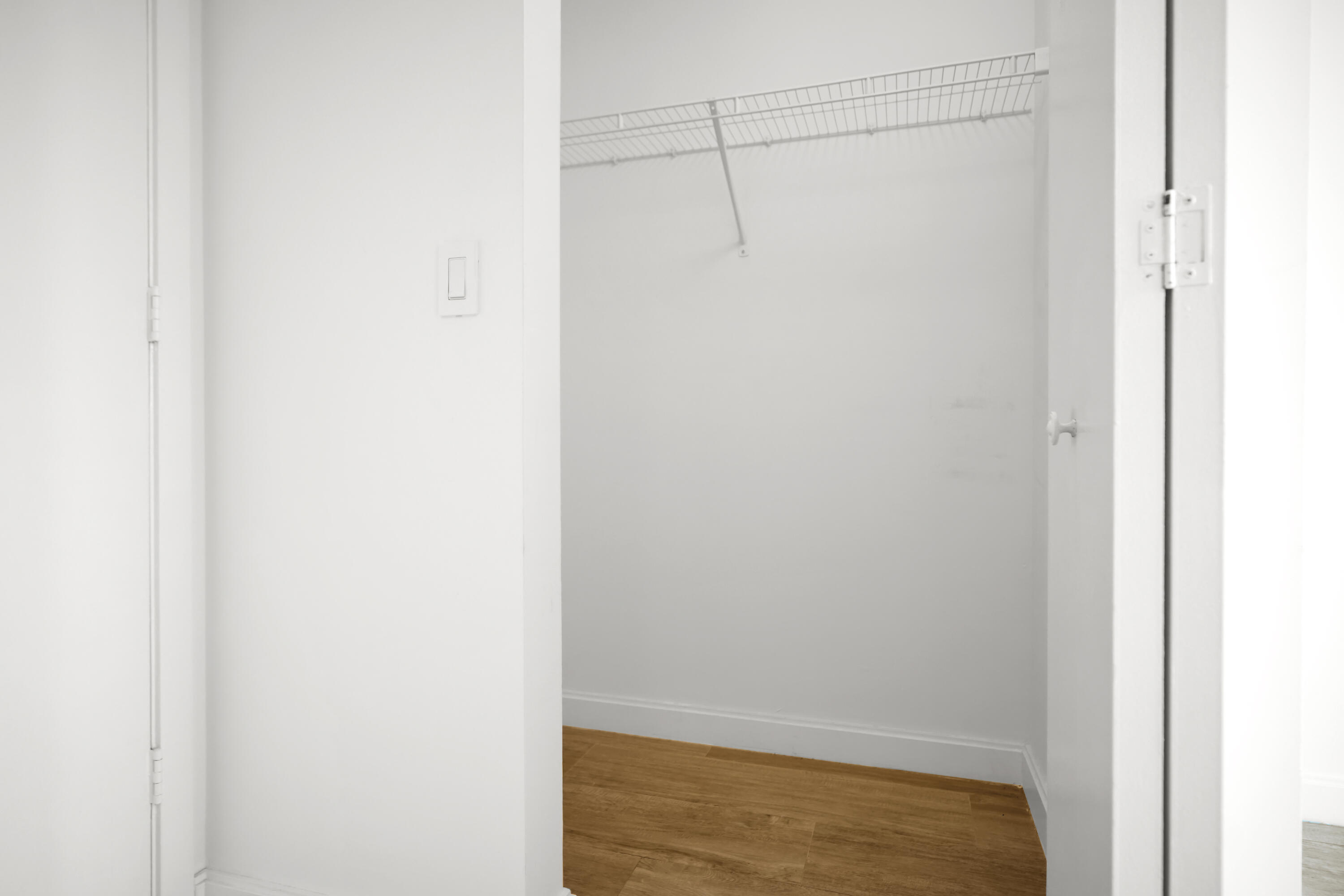 55 Southwest 9th Street, Unit 3504 Miami, FL 33130 - Photo 22 of 33 a view of a small room