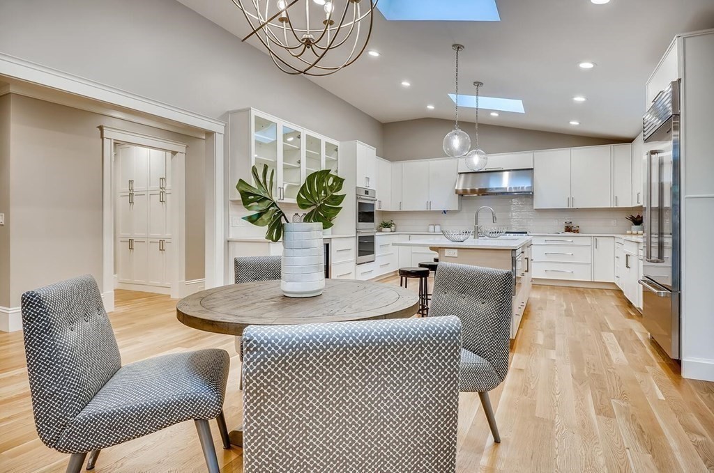 20 Richfield Road Newton, MA 02465 - Photo 12 of 35 Gallery Image 12