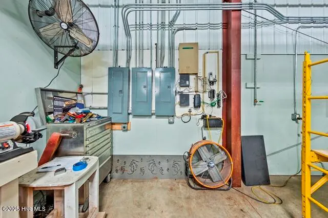 $575,000 | 22327 Highway 55, Oriental, NC 28571