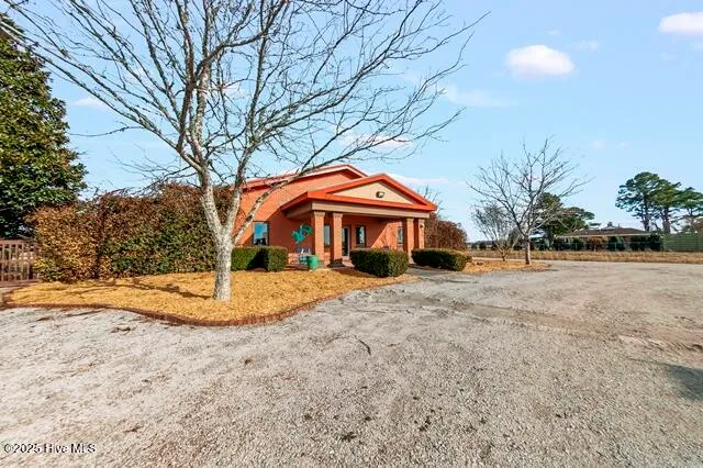 $575,000 | 22327 Highway 55, Oriental, NC 28571