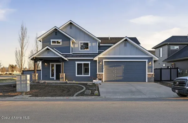 $569,900 | 693 Monashee Court, Hayden, ID 83835