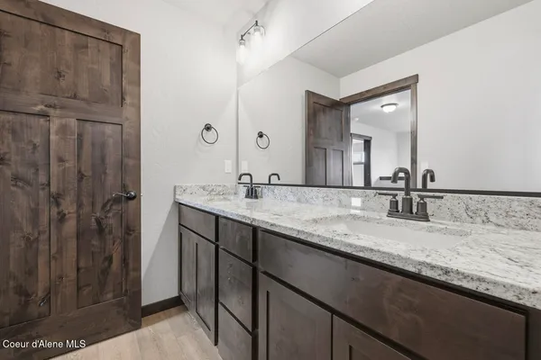 $569,900 | 693 Monashee Court, Hayden, ID 83835