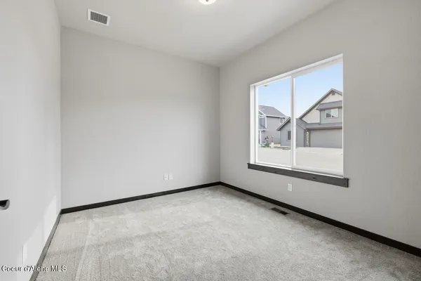 $569,900 | 693 Monashee Court, Hayden, ID 83835