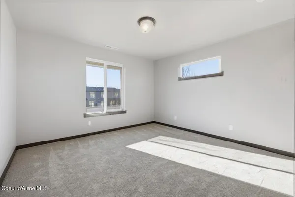 $569,900 | 693 Monashee Court, Hayden, ID 83835