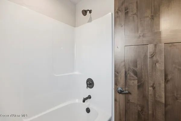 $569,900 | 693 Monashee Court, Hayden, ID 83835