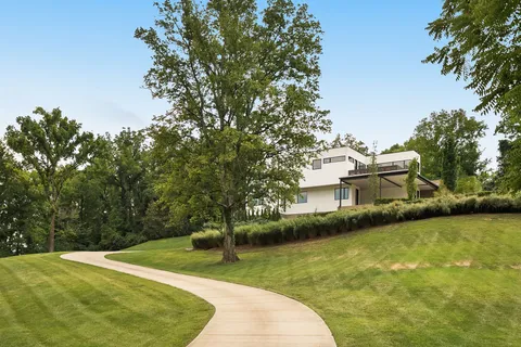 $3,299,000 | 6321 East Valley Road, Nashville, TN 37205