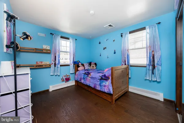 $350,000 | 668 South 5th Avenue, Royersford, PA 19468