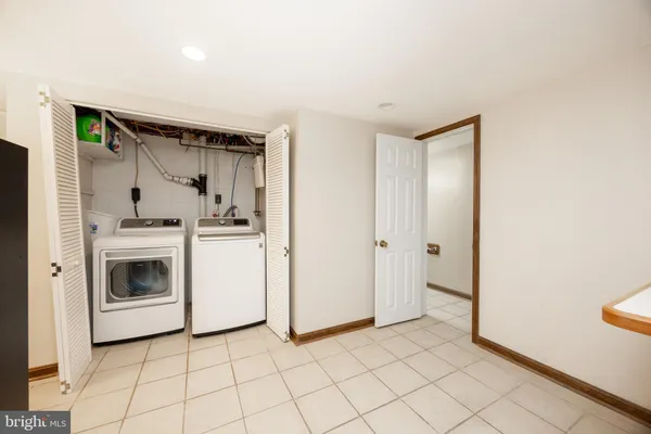 $350,000 | 668 South 5th Avenue, Royersford, PA 19468