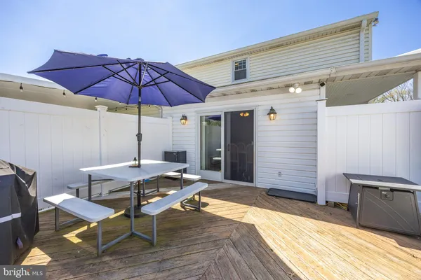 $350,000 | 668 South 5th Avenue, Royersford, PA 19468