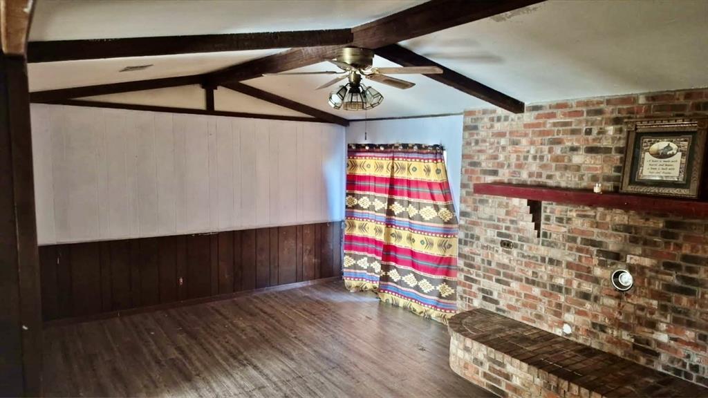 5193 County Road Blossom, TX 75416 - Photo 6 of 15 a view of entryway