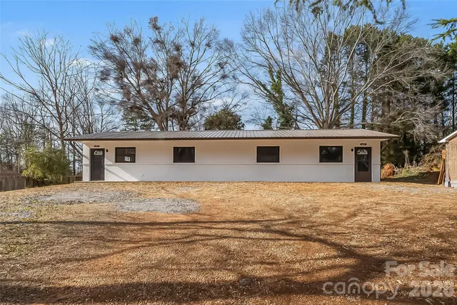 $290,000 | 902 8th Avenue Southwest, Conover, NC 28613