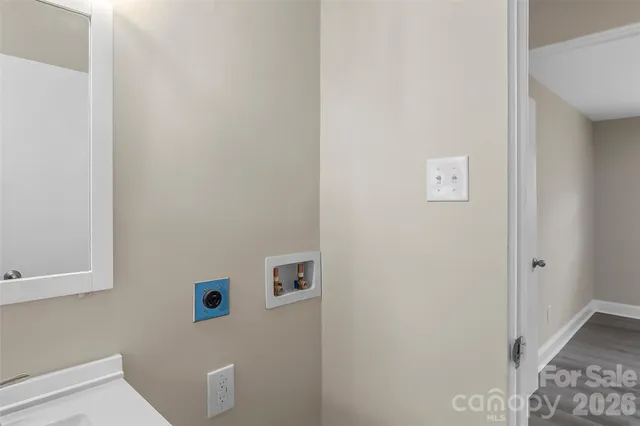 $290,000 | 902 8th Avenue Southwest, Conover, NC 28613