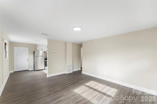 $290,000 | 902 8th Avenue Southwest, Conover, NC 28613