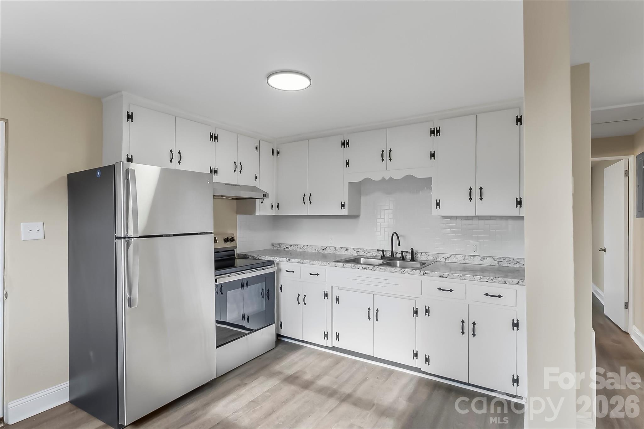 902 8th Avenue Southwest Conover, NC 28613 - Photo 18 of 28