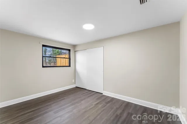 $290,000 | 902 8th Avenue Southwest, Conover, NC 28613