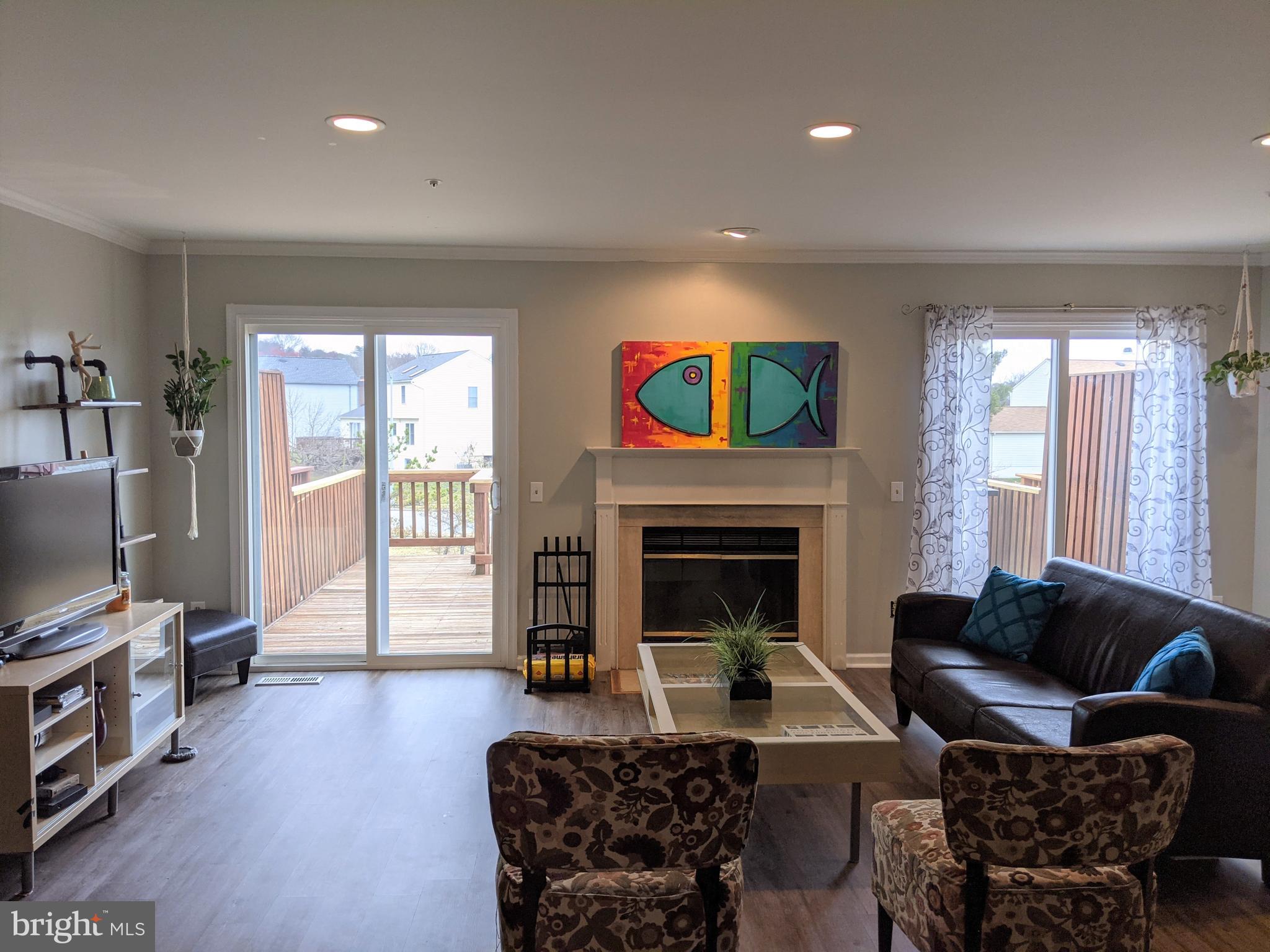 2107 Colonel Way Odenton, MD 21113 - Photo 3 of 54 Living Room