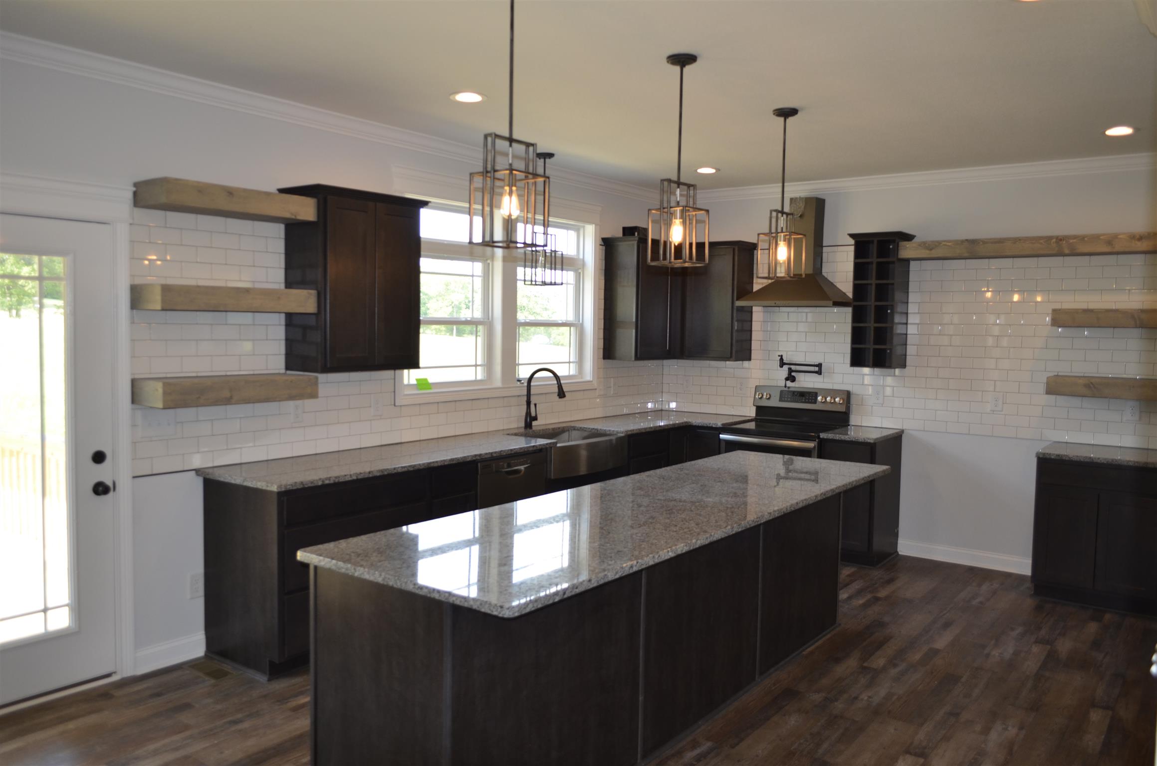 2725 Cunningham View Road Palmyra, TN 37142 - Photo 5 of 25 Gallery Image 5