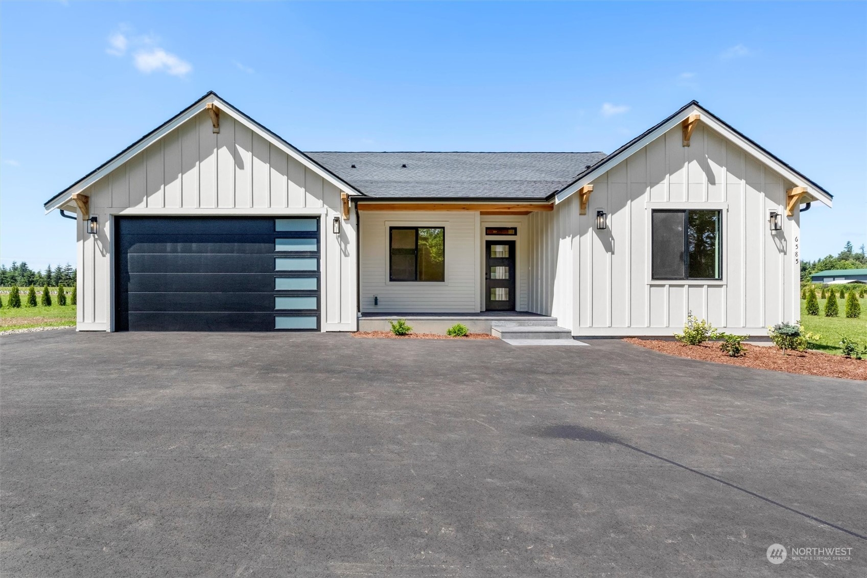 6585 Mission Road Everson, WA 98247 - Photo 1 of 30 Gallery Image 1