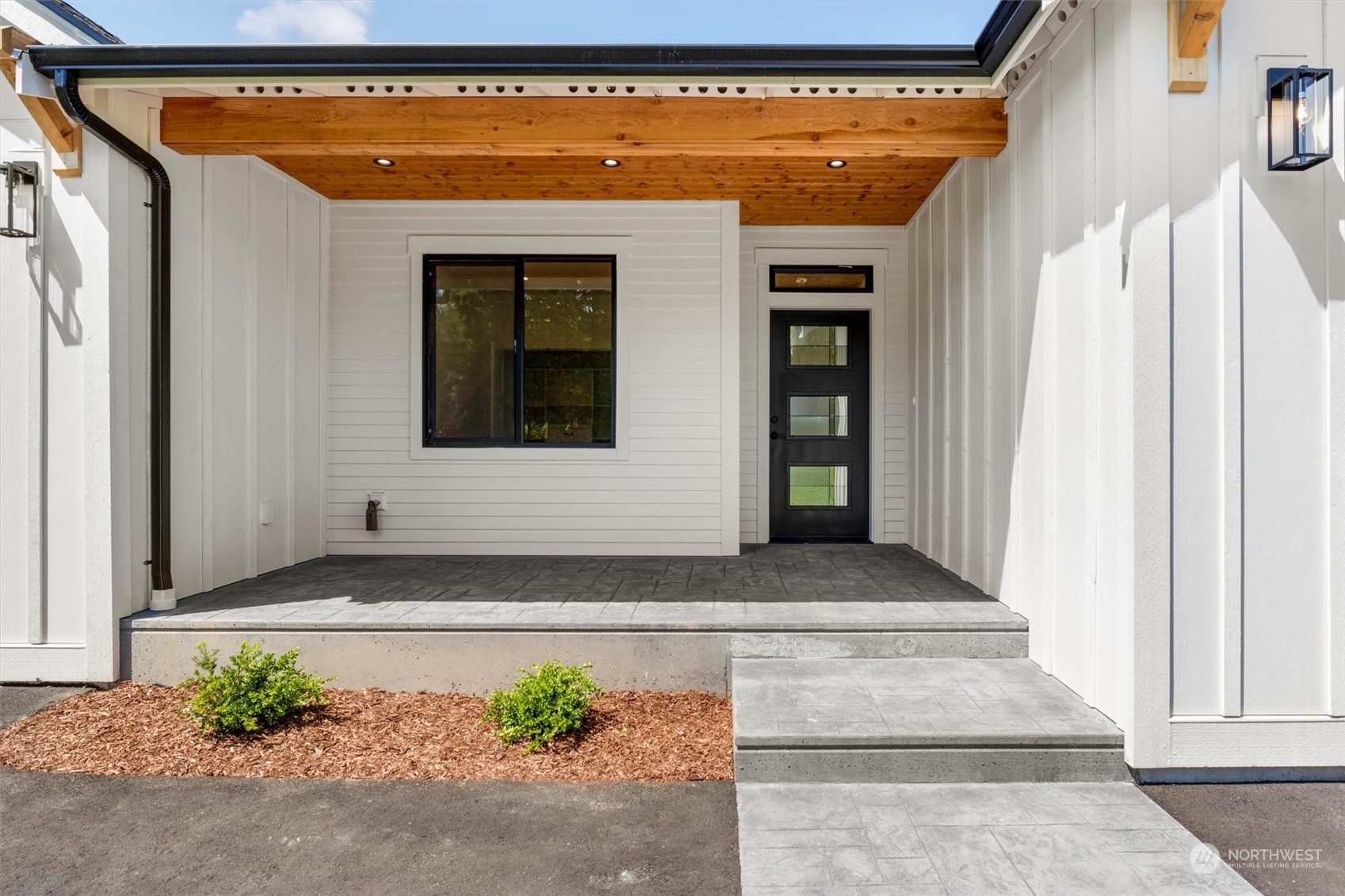 6585 Mission Road Everson, WA 98247 - Photo 2 of 30 Gallery Image 2