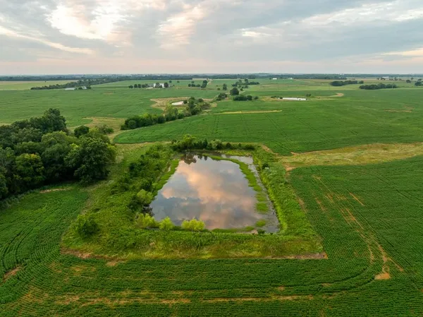 $2,485,000 | 600 Southwest Sw Road, Montrose, MO 64770