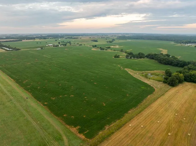 $2,655,000 | 600 Southwest Sw Road, Montrose, MO 64770